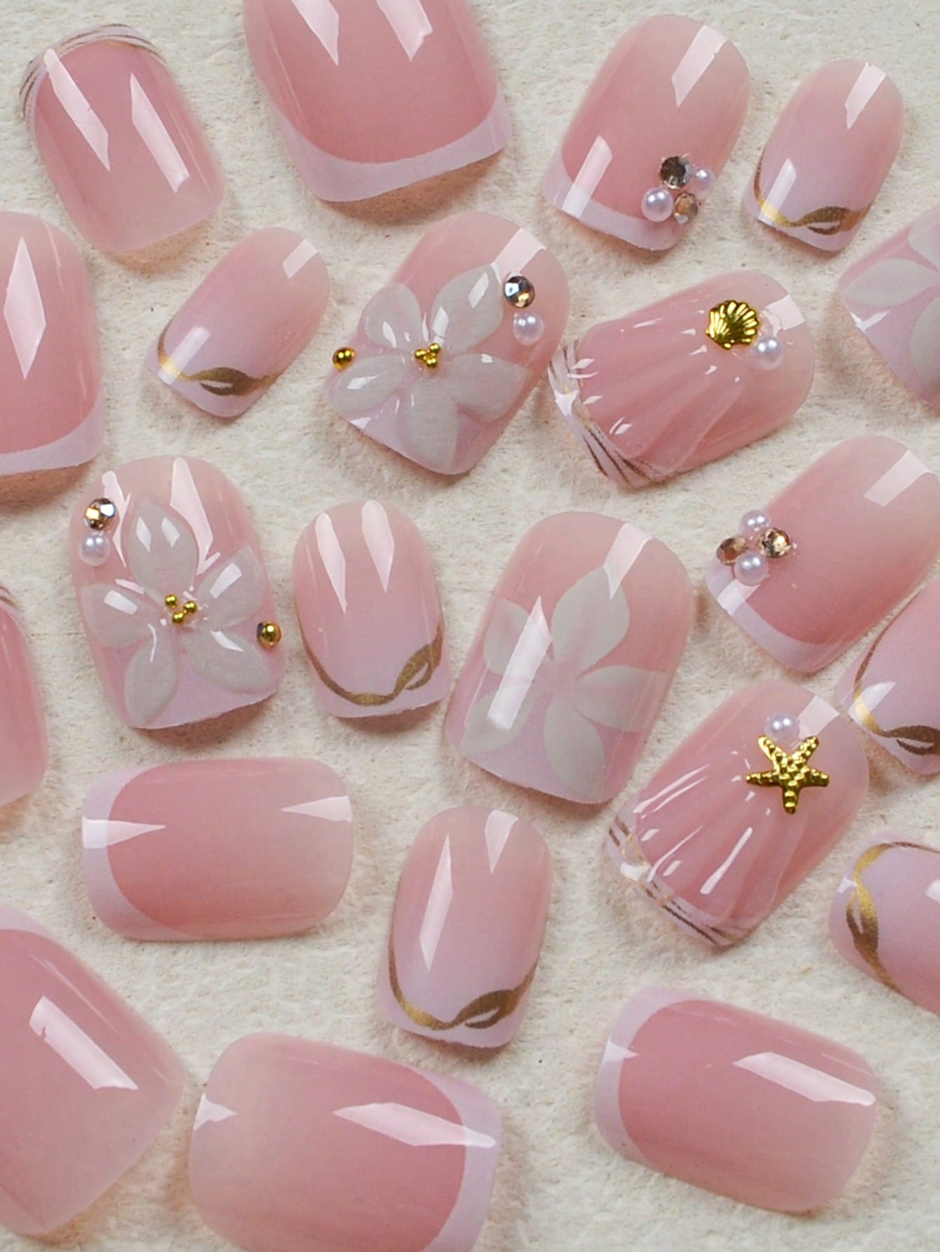24 faux ongles carrés courts b - Nail Art Halal avis et prix