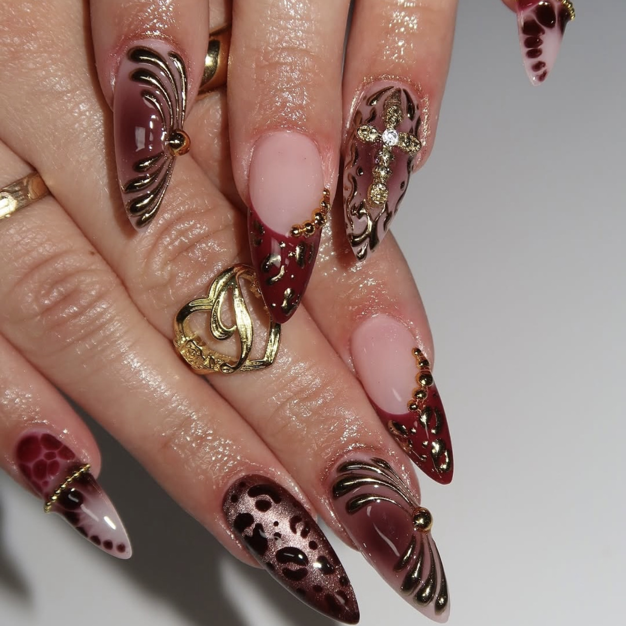 Faux ongles dégradés rouge bor - Nail Art Leopard avis et prix