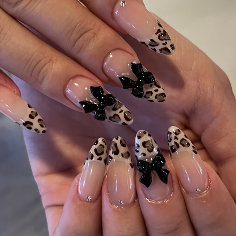 24 faux ongles à presser en am - Nail Art Leopard avis et prix